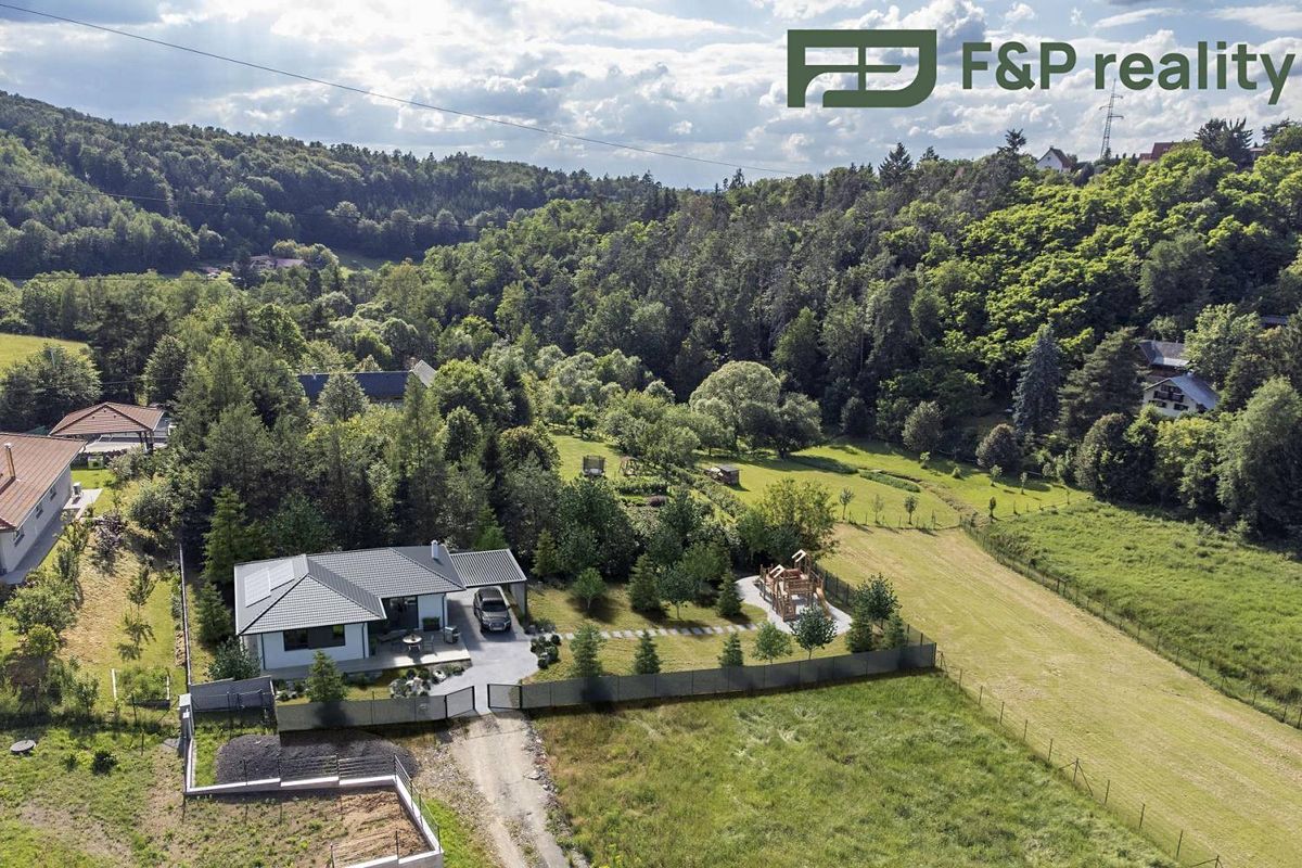 Prodej rodinného domu 93 m², pozemek 1244 m²